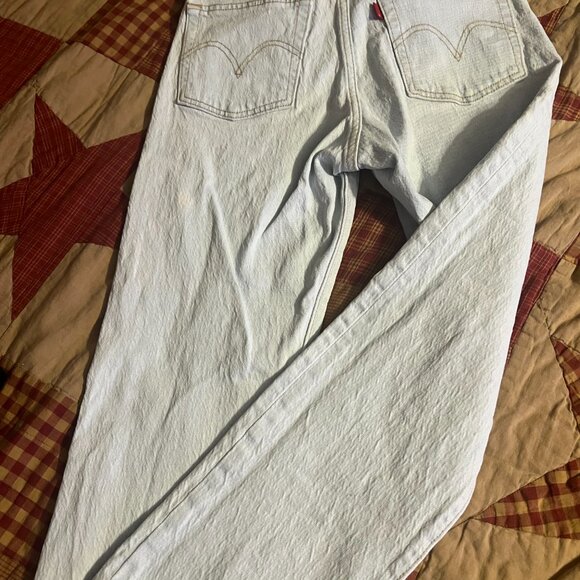 Levi's - Picture 6 of 7